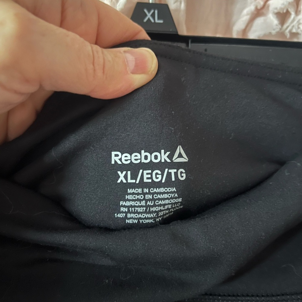 Reebok Black Active Tennis/Golf Skort with Logo size XL - Picture 5 of 5